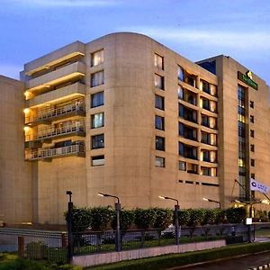 Savoy Suites Manesar